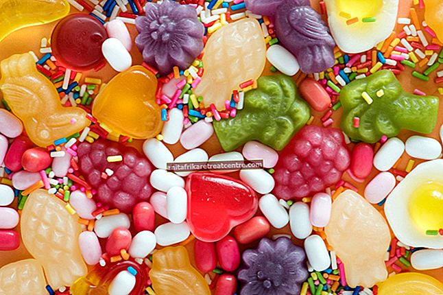 น้ำตาลมีประโยชน์และโทษอย่างไร? ความต้องการน้ำตาลในชีวิตประจำวันของบุคคลภายใต้สภาวะปกติคืออะไร?